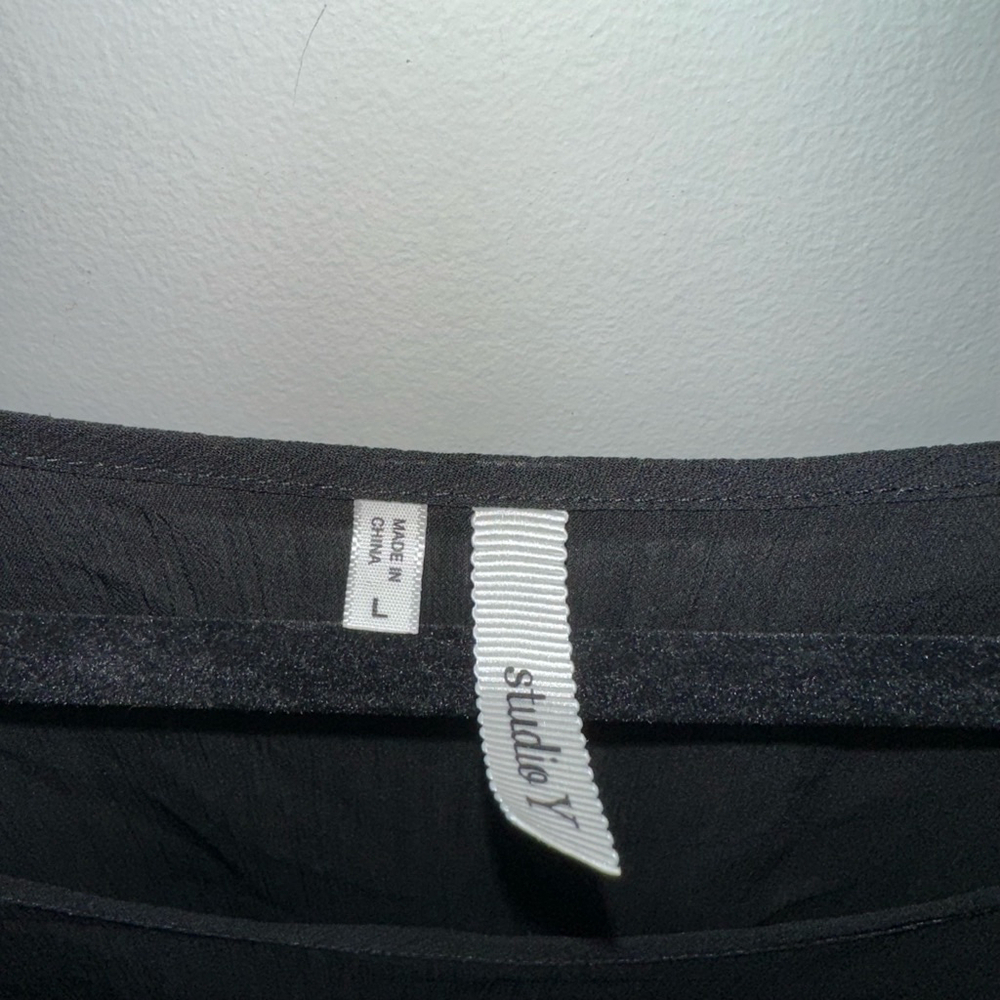 Women's Studio Y Top Size L Black Blouse Silver Accents - Picture 6 of 7